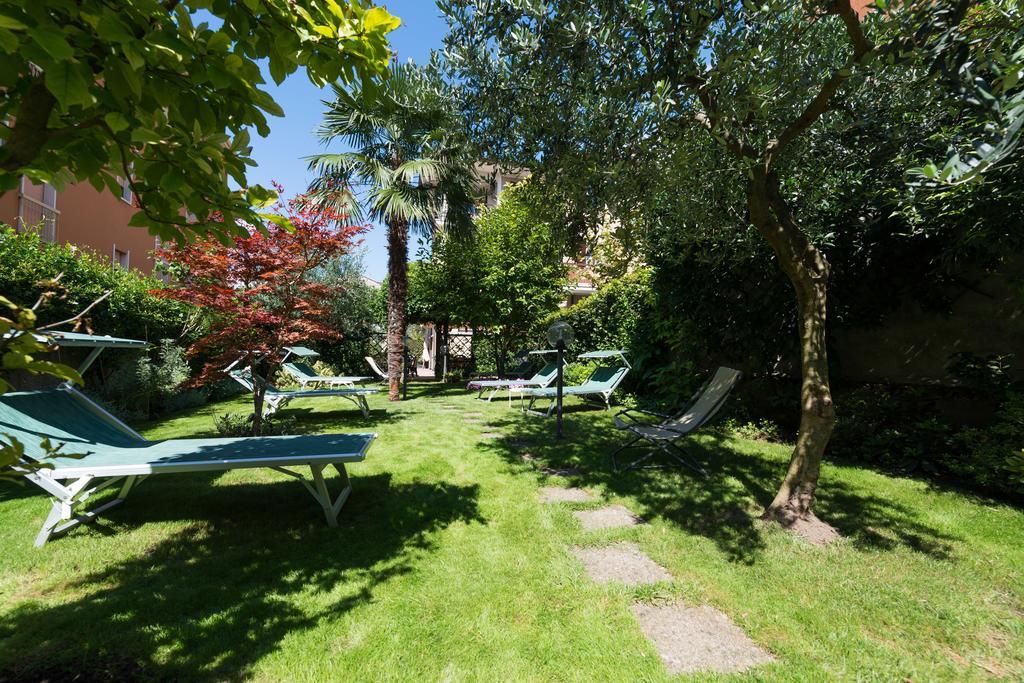 Hotel Erika Malcesine Bagian luar foto