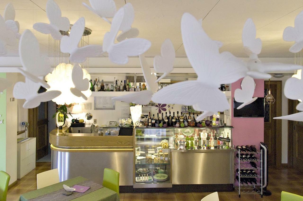 Hotel Erika Malcesine Bagian luar foto